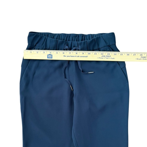 Lululemon On The Fly Pant *Woven 27" True Navy Comfort Travel Size 4 - Picture 4 of 9